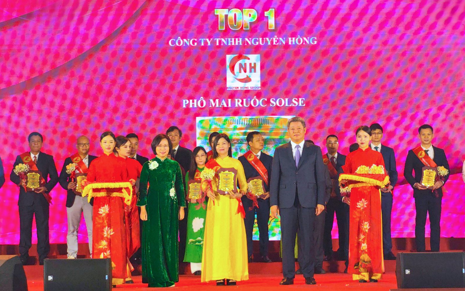 SOLSE Smoked Cheese Floss honored as Top 1 “Most loved Vietnamese product” 2025